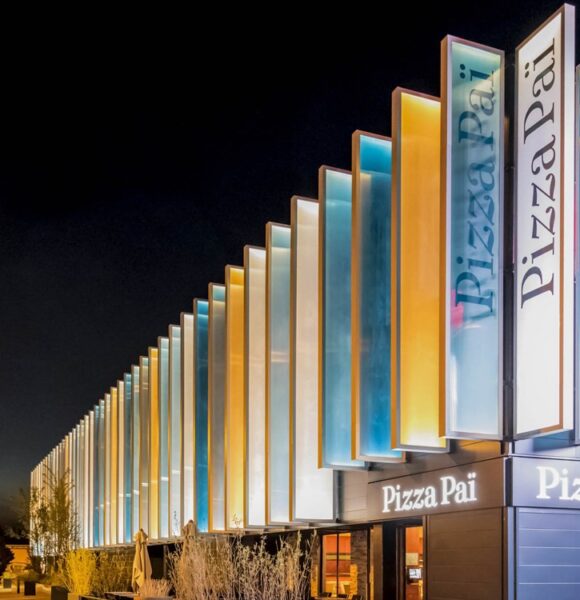 Portedesalpescentrecommercial1 (Large)